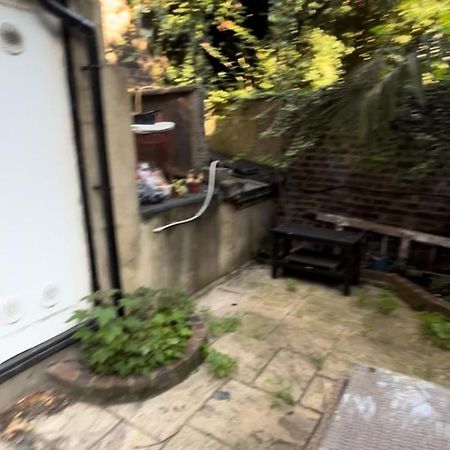 Stylishly Large Camden Apartment B1 London Bagian luar foto