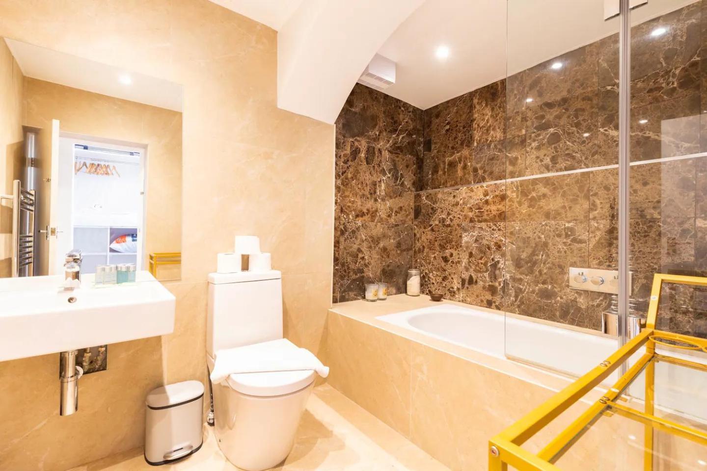 Stylishly Large Camden Apartment B1 London Bagian luar foto